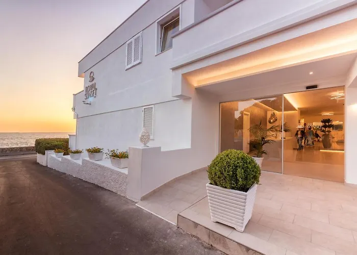 Royal Sunset فندق