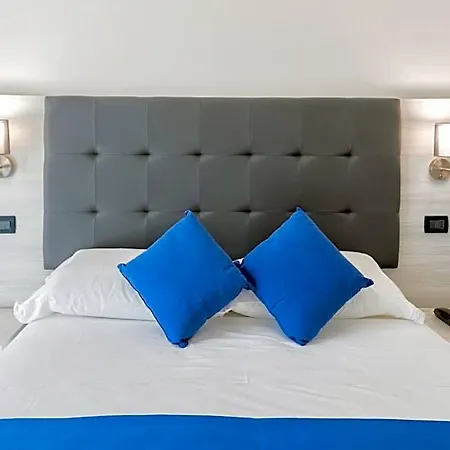 Otel Royal Sunset & 4*